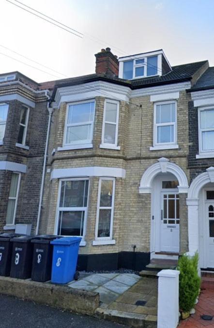 Appartement 8 Aspland Road *
